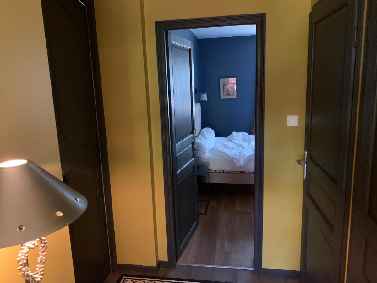 Bed and Breakfast Les Epis Du Vent Adilly Exterior foto
