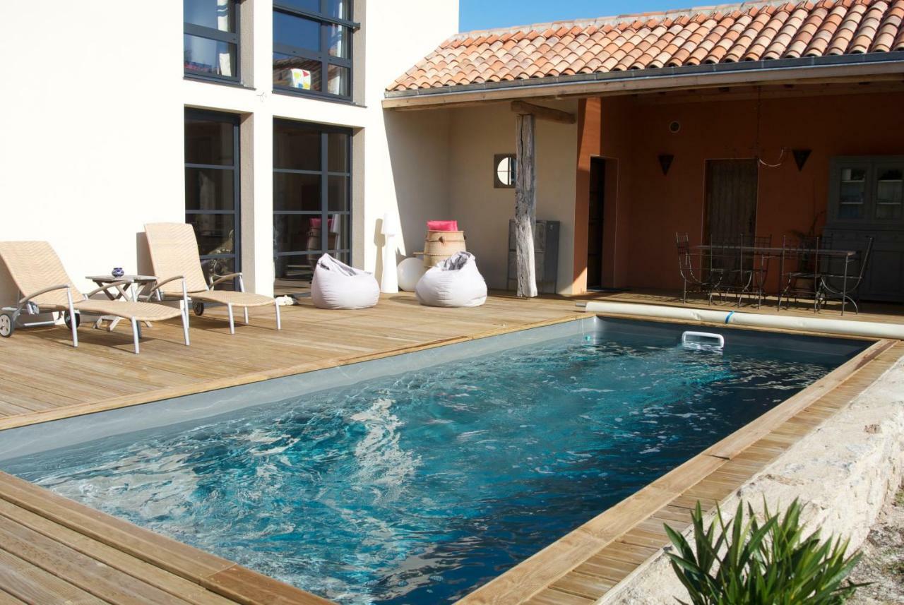 Bed and Breakfast Les Epis Du Vent Adilly Exterior foto
